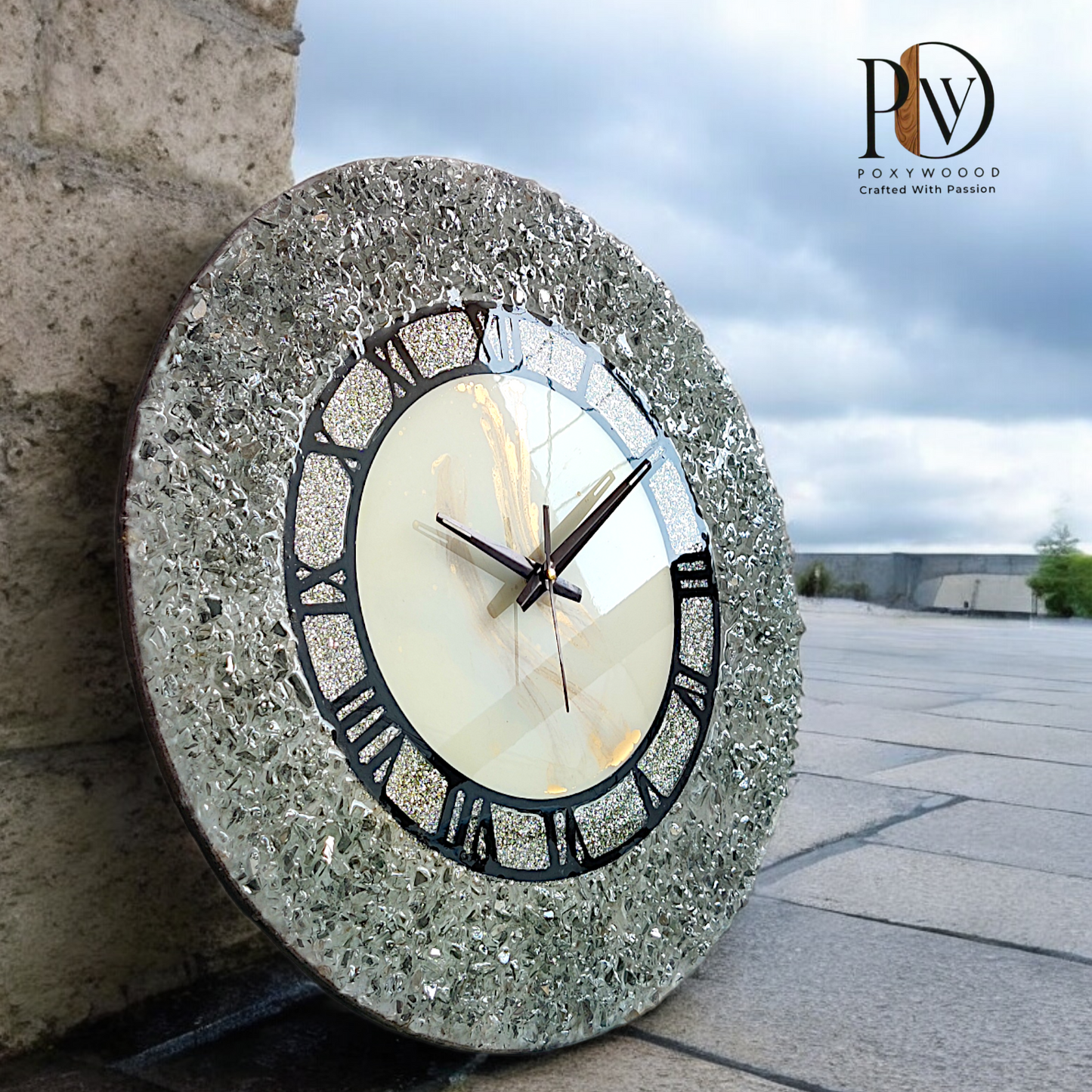 Frost Stone Luxury Resin Wall Clock