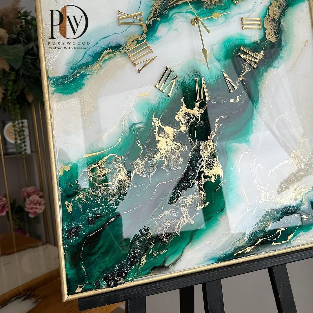 Emerald Flow Luxury Resin Wall Clock