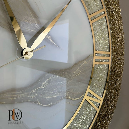 Royal Elegance Gold Wall Clock – Luxury Timepiece