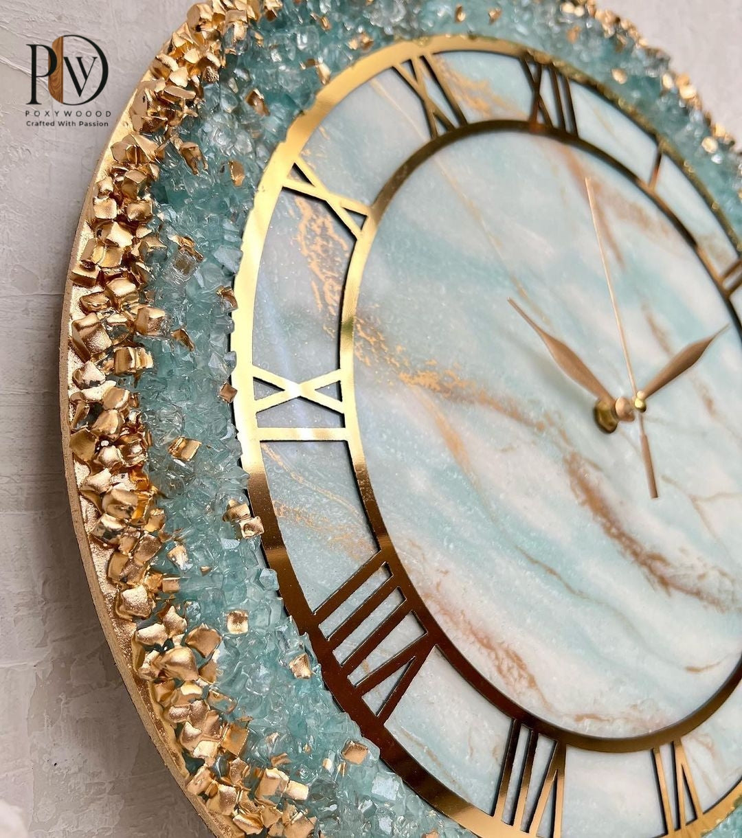 Royal Amethyst Crystal Resin Wall Clock