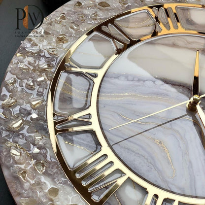 Pearlescent Marble Epoxy Clock